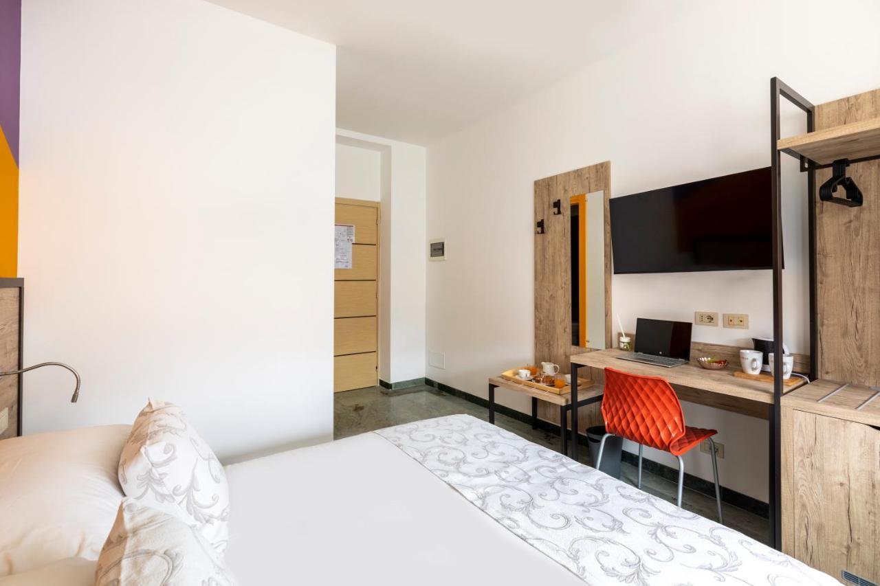 La Riviere Guesthouse Trastevere Roma Exterior foto