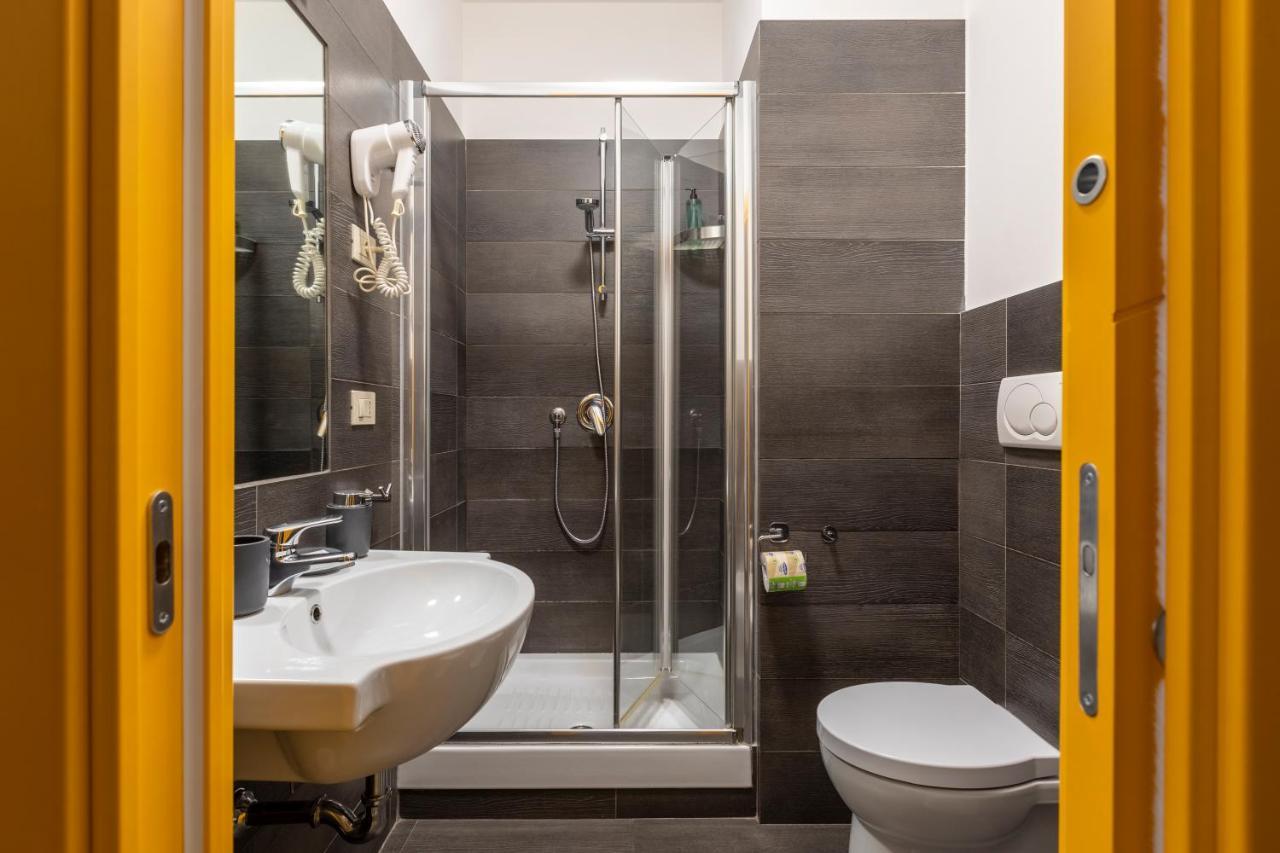 La Riviere Guesthouse Trastevere Roma Exterior foto