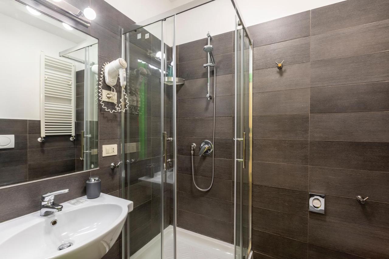 La Riviere Guesthouse Trastevere Roma Exterior foto
